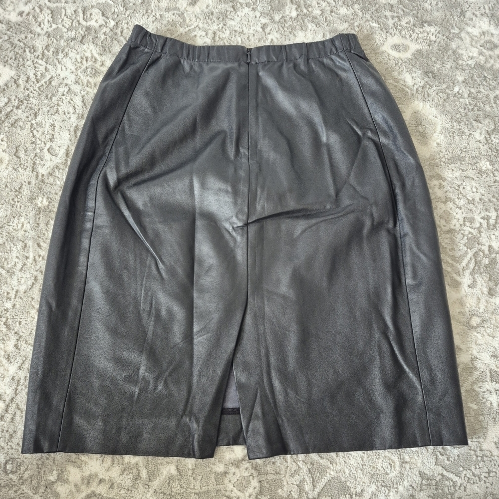 Aritzia Babaton Women's Black Contemporary Edgy Vegan Leather Skirt Size 4 - Picture 5 of 7